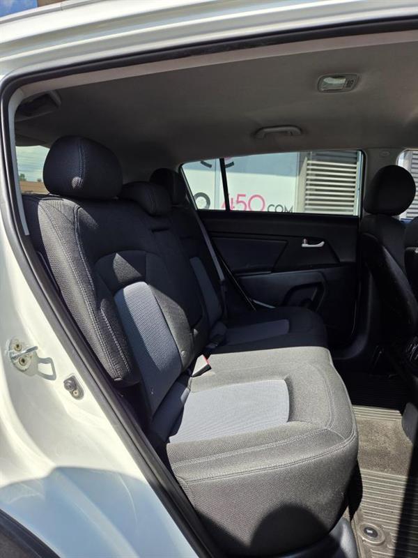 kia Sportage 2015 - 12