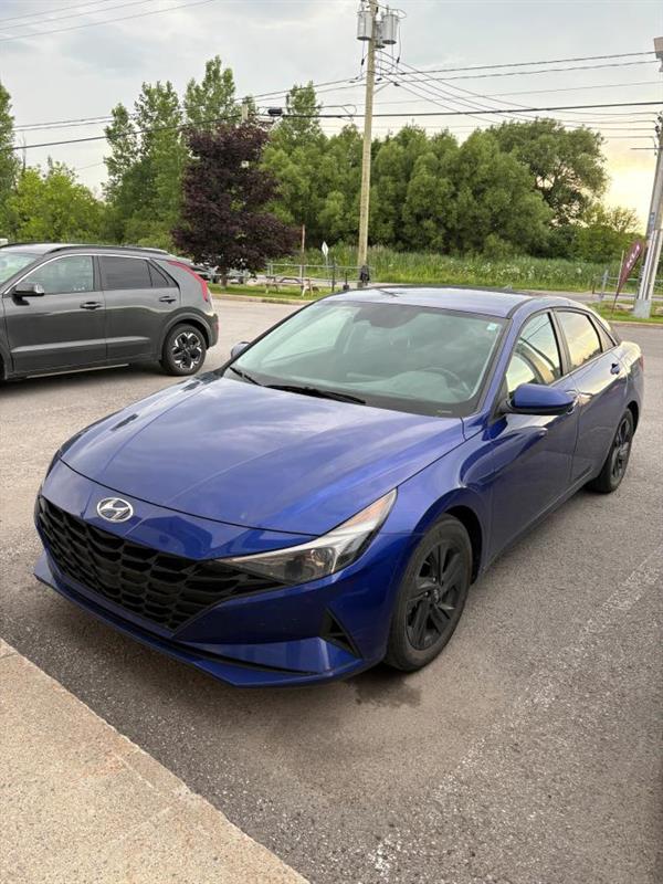 hyundai Elantra 2022