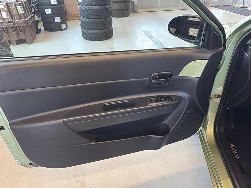hyundai Accent 2009 - 11