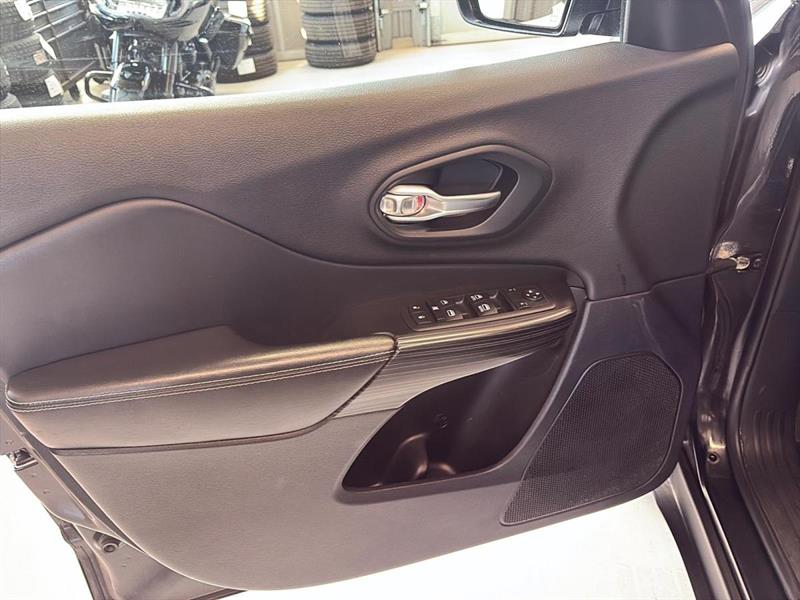 jeep Cherokee 2014 - 11