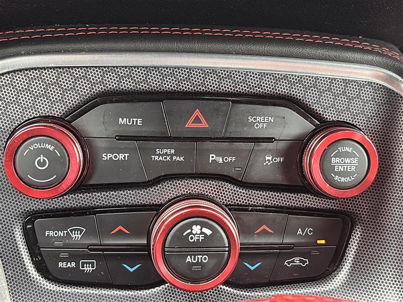 dodge Challenger 2017 - 28