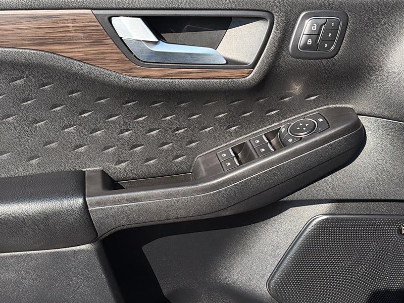 ford Escape 2020 - 31