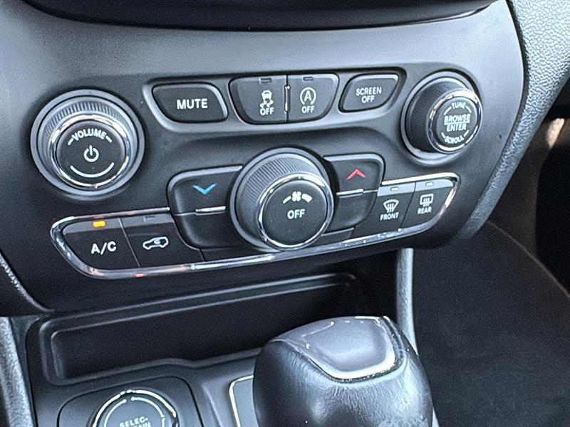jeep Cherokee 2022 - 28