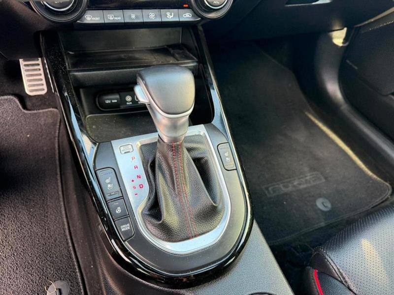 kia Forte 2021 - 17