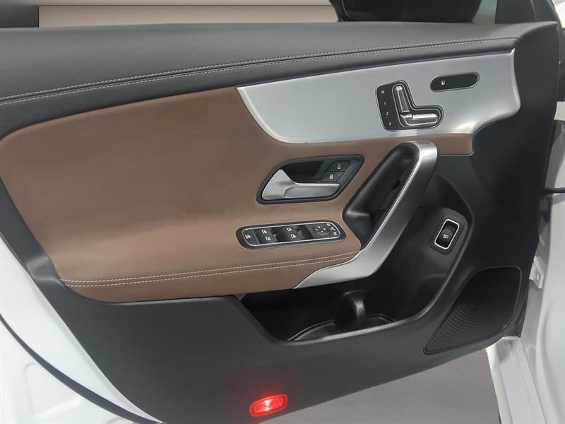mercedes-benz CLA 35 AMG 2025 - 23