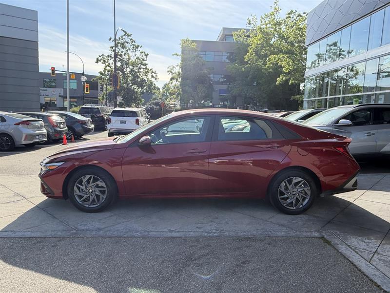 hyundai Elantra 2024 - 2