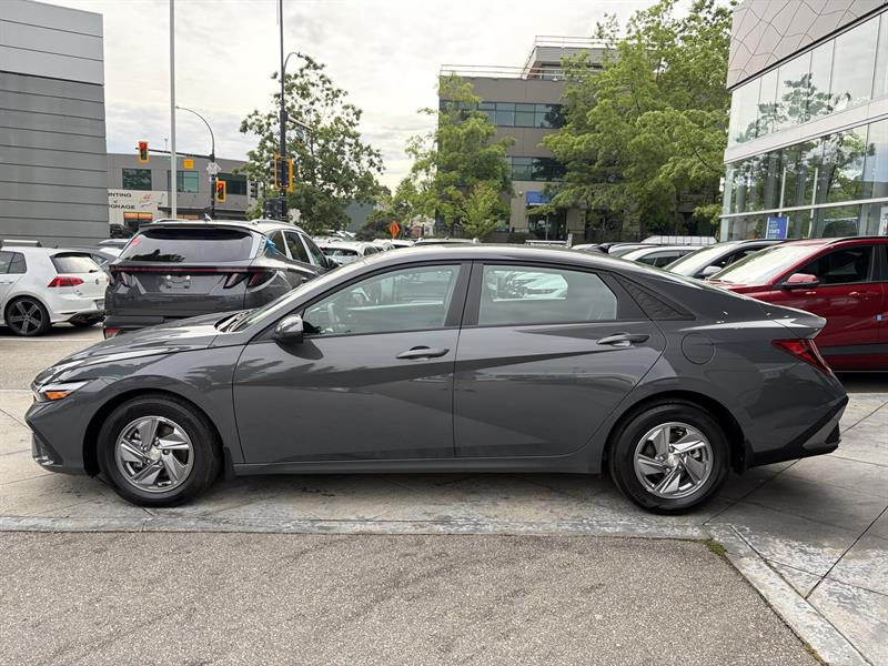 hyundai Elantra 2024 - 2