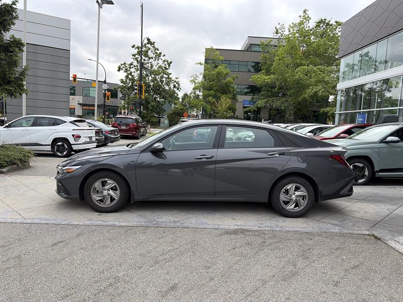 hyundai Elantra 2024 - 2