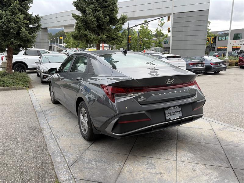 hyundai Elantra 2024 - 3