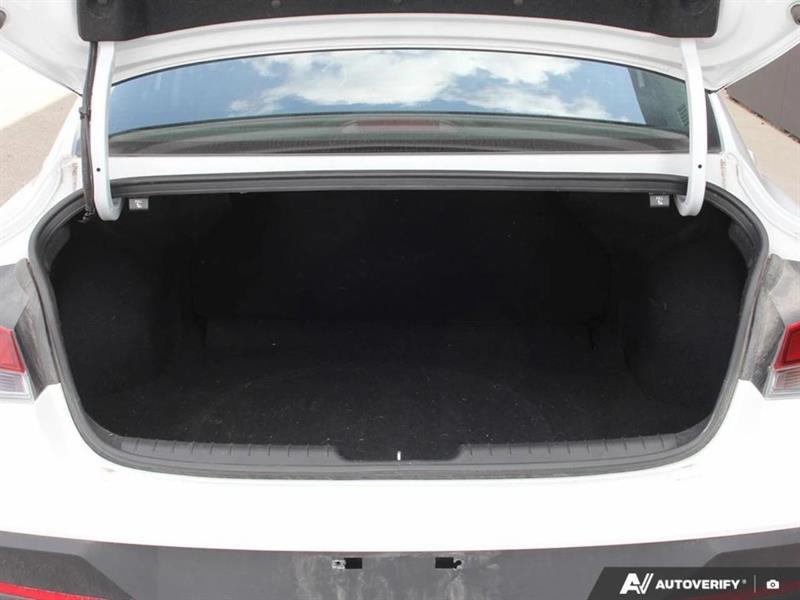 hyundai Elantra 2024 - 11