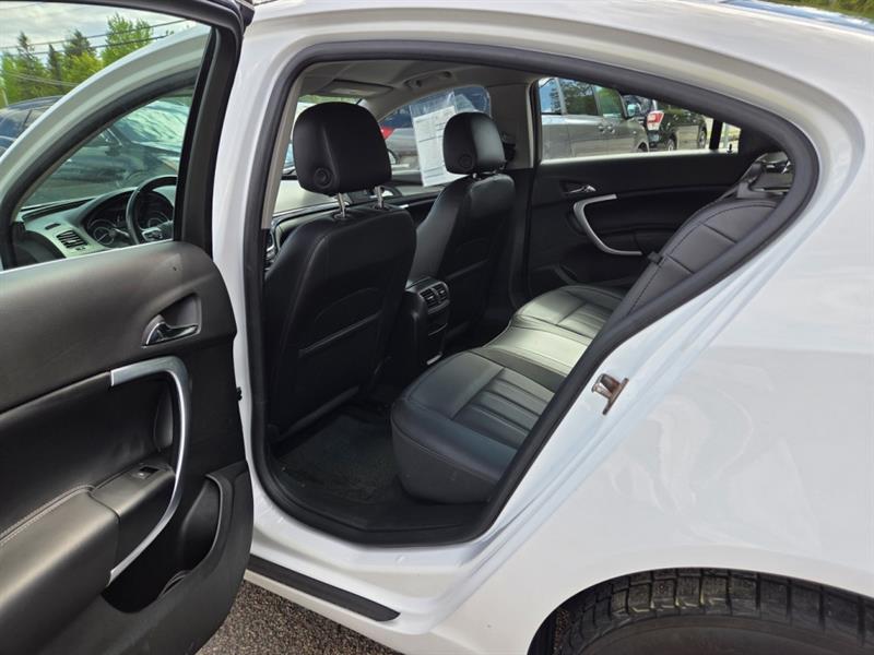 buick Regal 2016 - 12