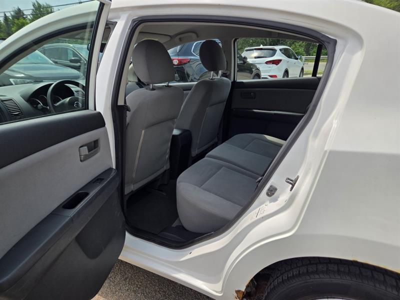 nissan Sentra 2011 - 11