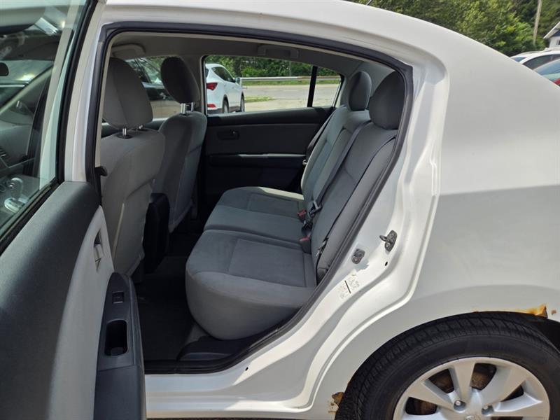 nissan Sentra 2011 - 12