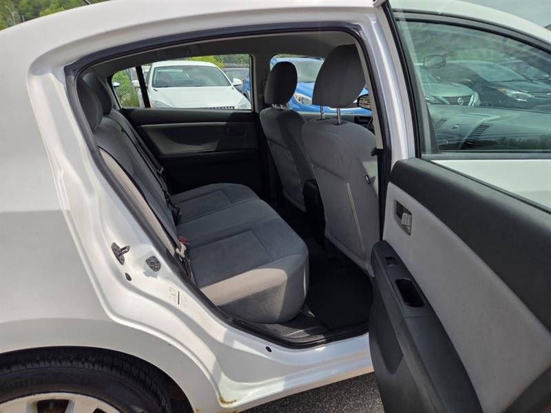 nissan Sentra 2011 - 14