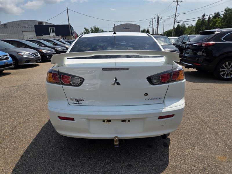 mitsubishi Lancer 2015 - 7