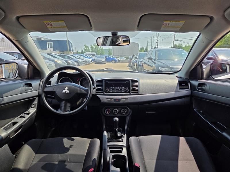 mitsubishi Lancer 2015 - 23