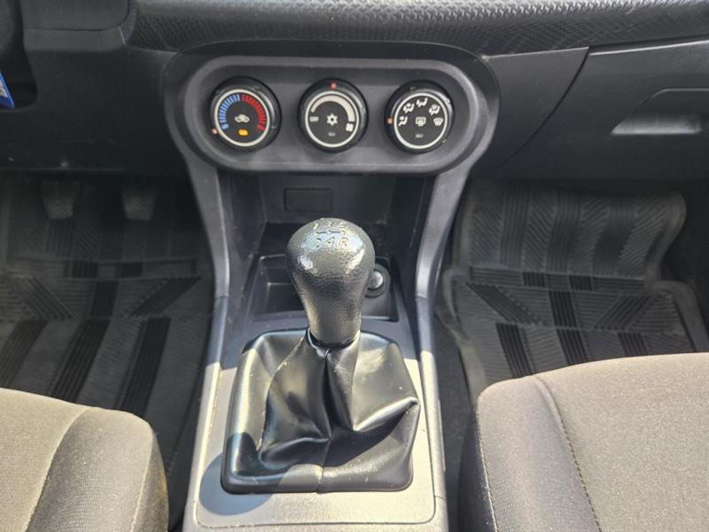 mitsubishi Lancer 2015 - 24