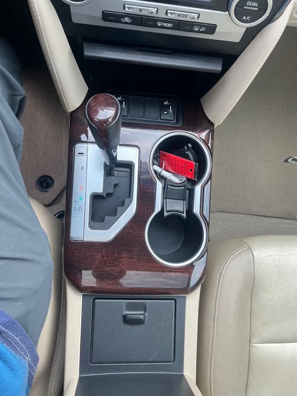 toyota Camry 2012 - 9