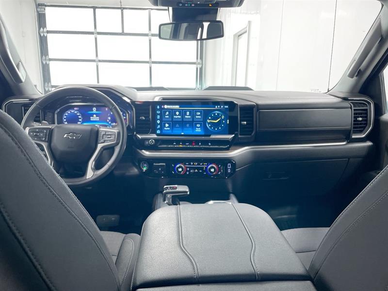 chevrolet Silverado 1500 2025 - 18