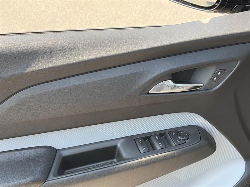 chevrolet Bolt 2027 - 21