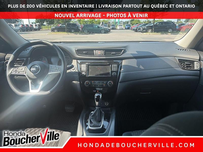 nissan Rogue 2019 - 17