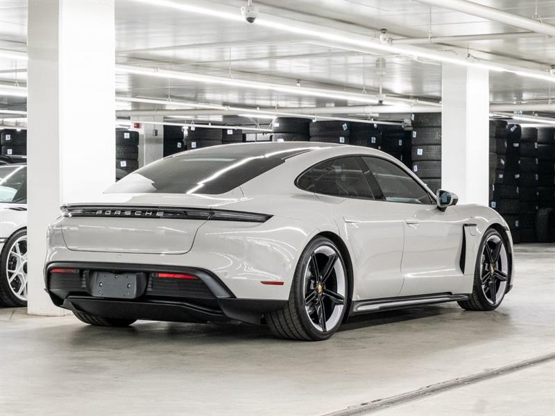 porsche Taycan 2024 - 3
