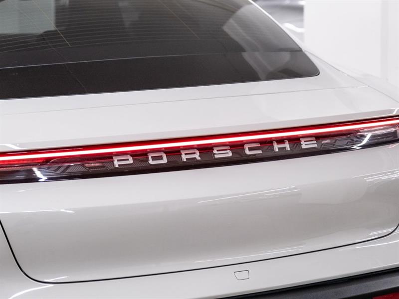porsche Taycan 2024 - 8
