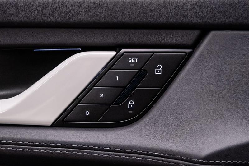 porsche Taycan 2024 - 33