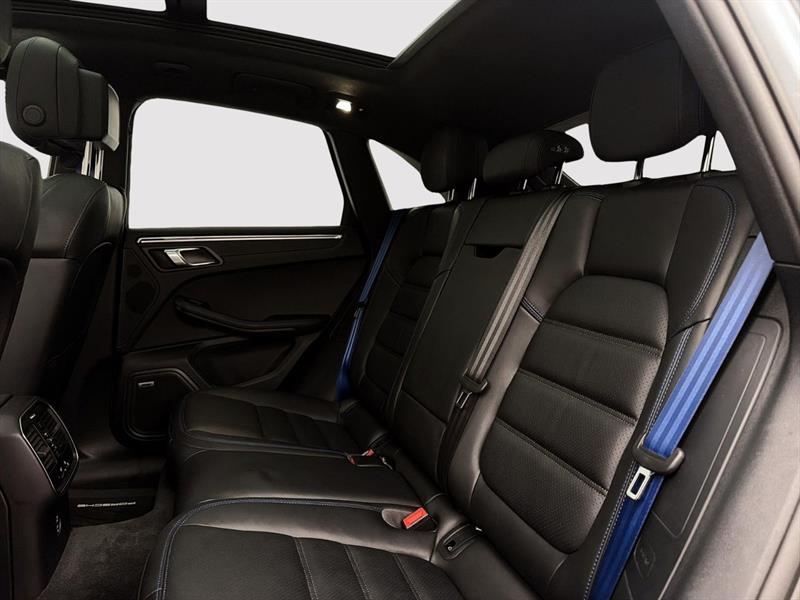 porsche Macan 2025 - 26