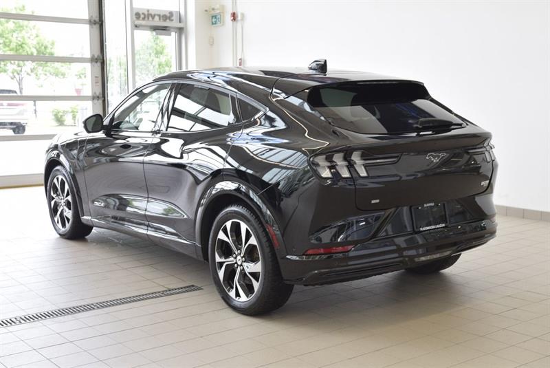 ford Mustang Mach-E 2023 - 14