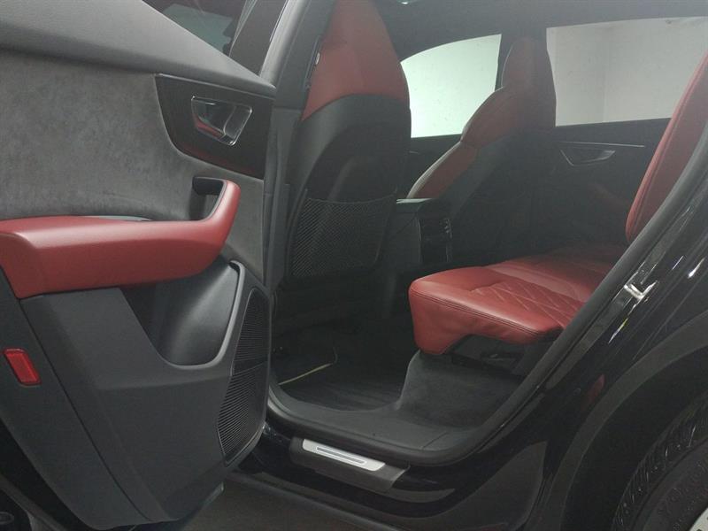 audi SQ8 2022 - 9