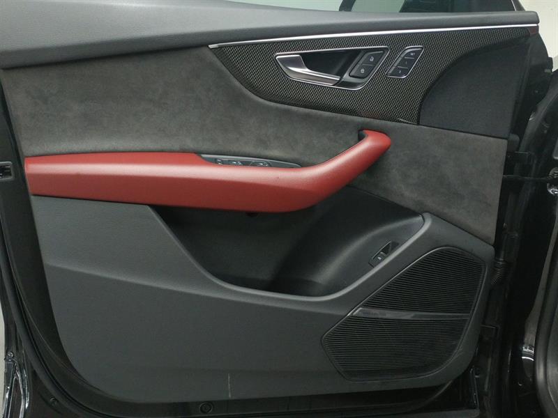 audi SQ8 2022 - 12