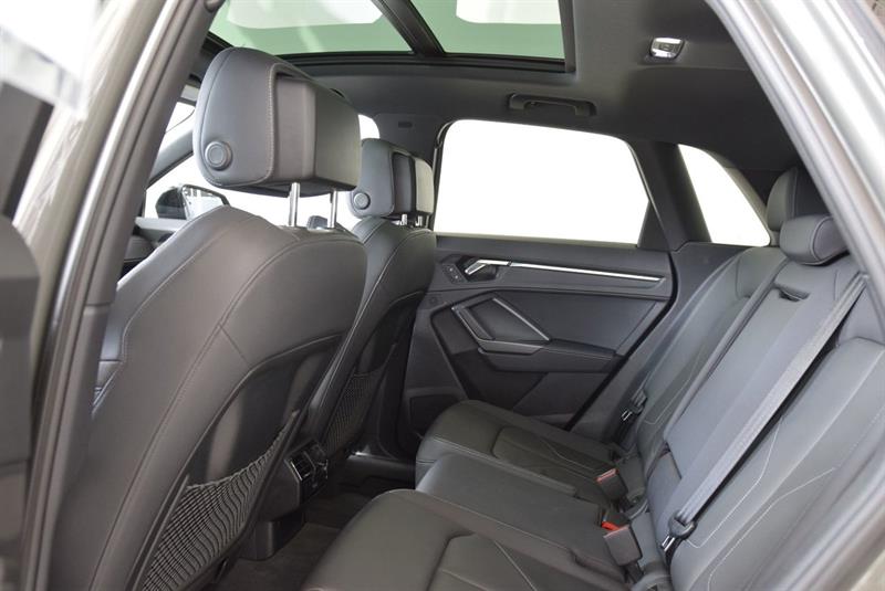 audi Q3 2022 - 22