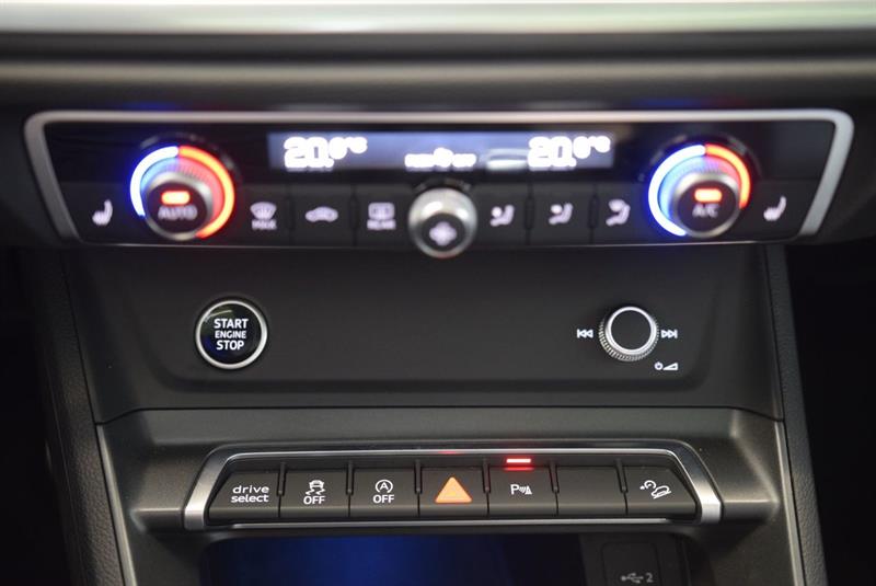 audi Q3 2022 - 31