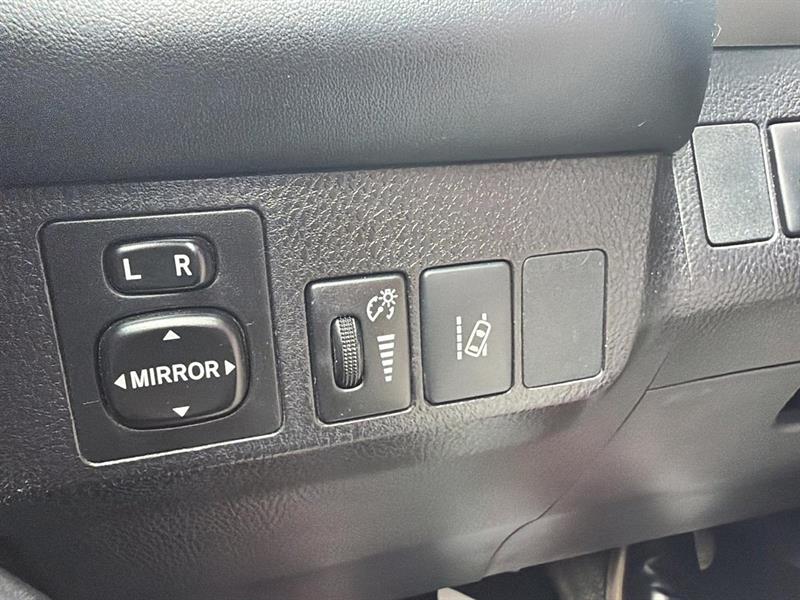 toyota RAV4 2017 - 12