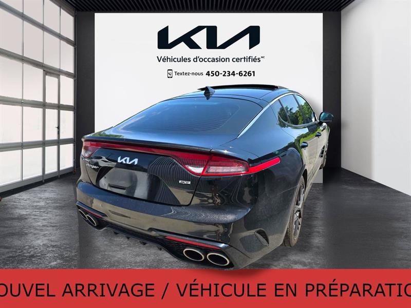 kia Stinger 2023 - 11