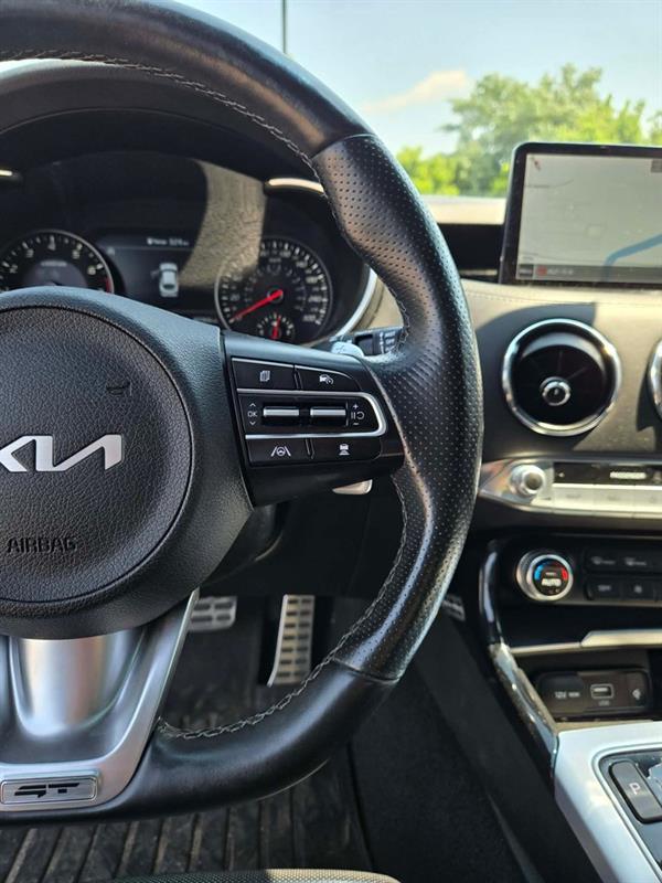 kia Stinger 2023 - 20