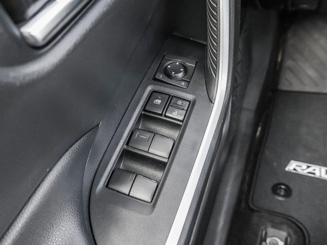 toyota RAV4 2021 - 13