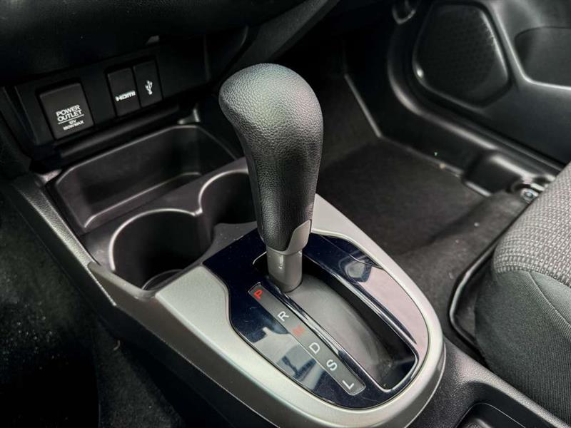 honda Fit 2017 - 14