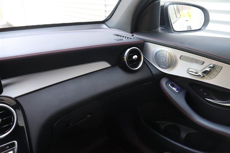 mercedes-benz GLC 2021 - 17