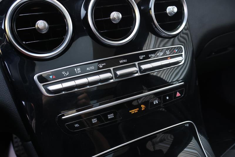 mercedes-benz GLC 2021 - 28