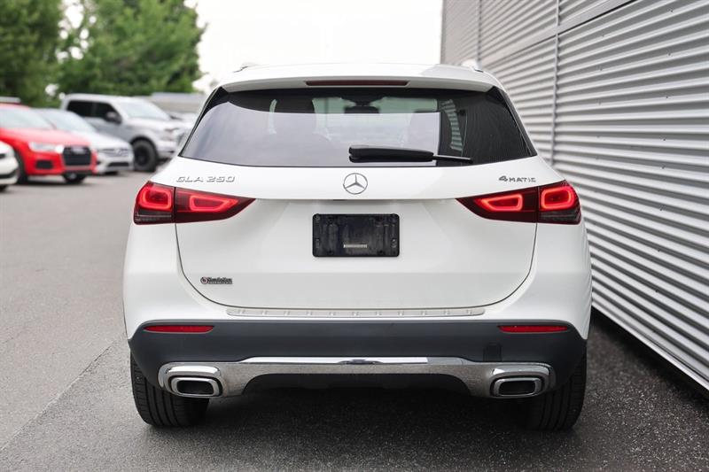 mercedes-benz GLA 2021 - 8