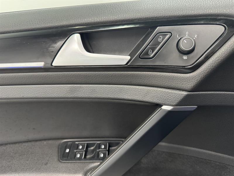 volkswagen Golf R 2019 - 9
