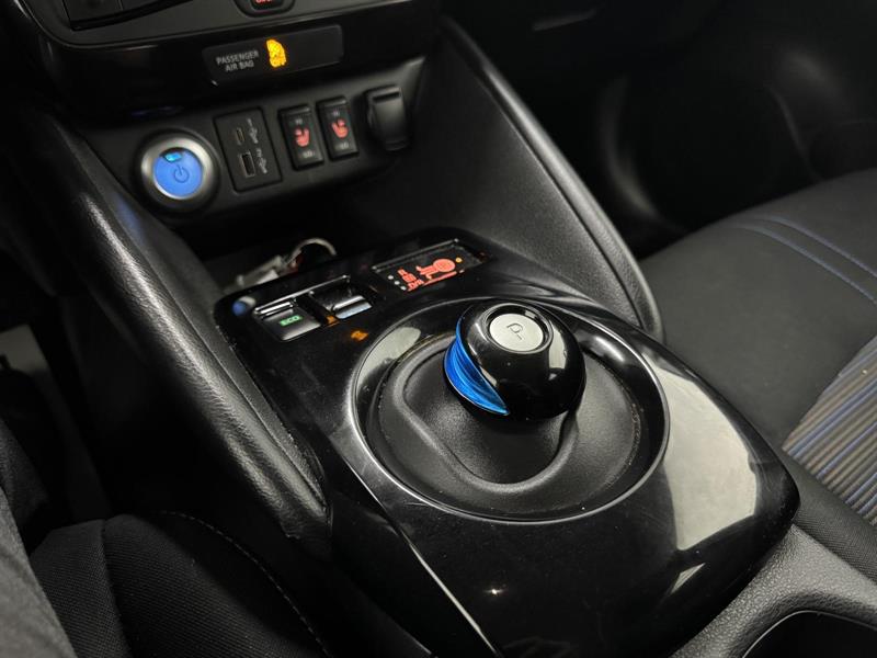 nissan LEAF 2023 - 16