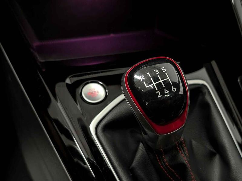 volkswagen Golf GTI 2023 - 22
