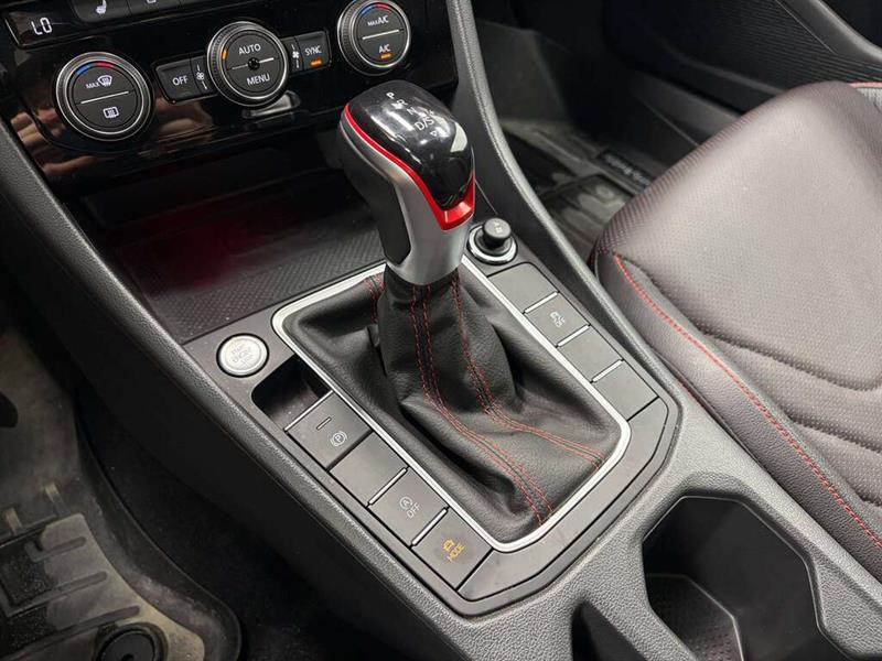 volkswagen Jetta 2023 - 28