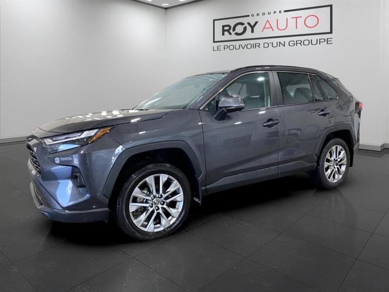 toyota RAV4 2025
