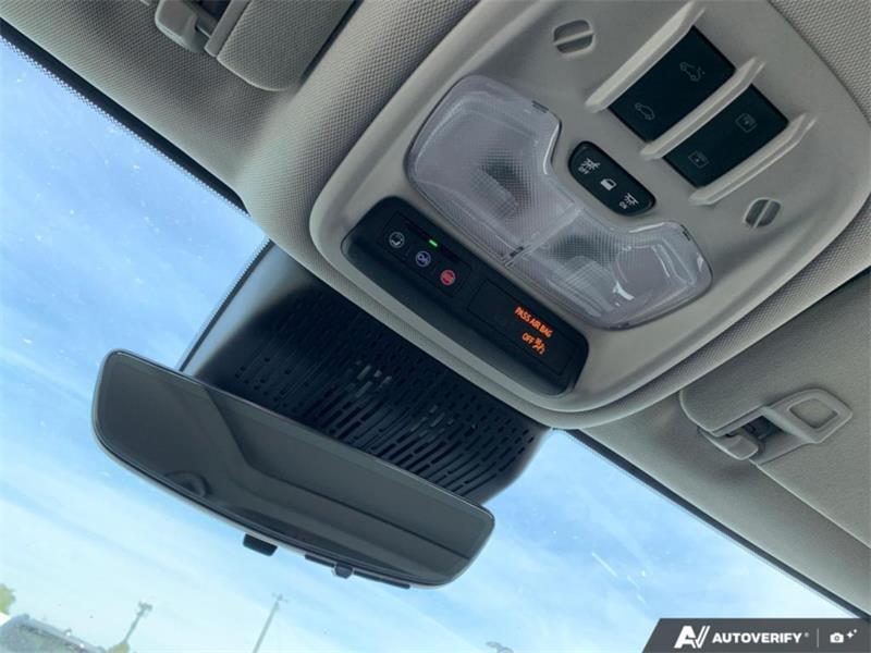 chevrolet Bolt EV 2027 - 24