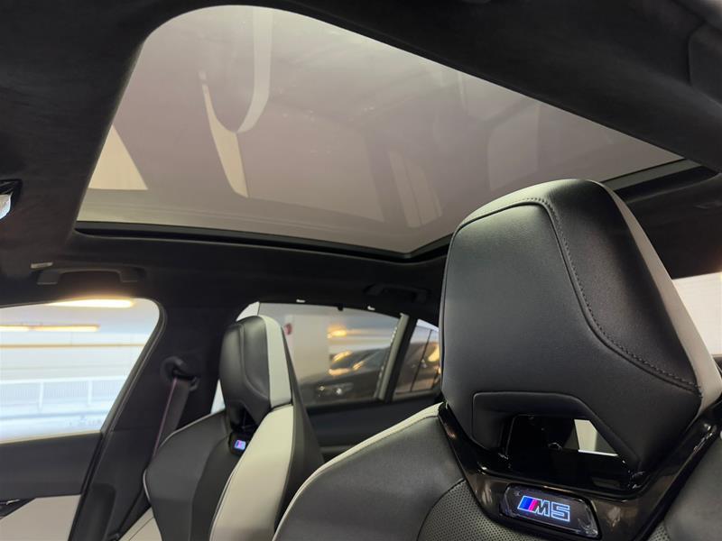 bmw M5 2025 - 16