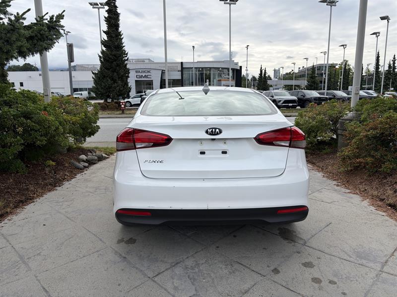 kia Forte 2018 - 6